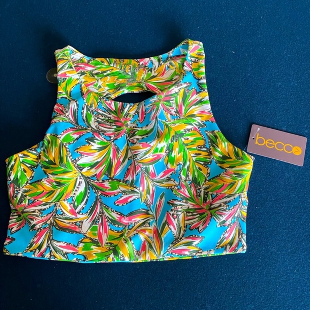 BECCO sports bra! This print sold out online🌴FUN 4 SUMMER, great under or alone